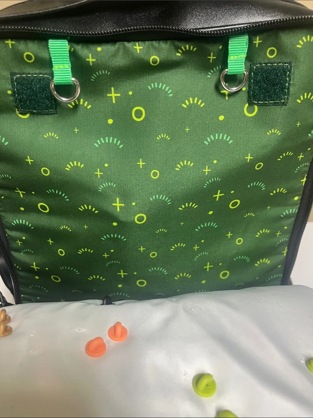 Vinyl leather Tree Frog Pin Backpack new condition
